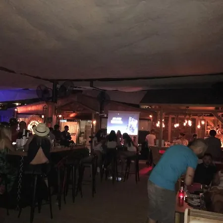 Buk Beach Club Golturkbuku